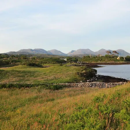 Island View * Clifden